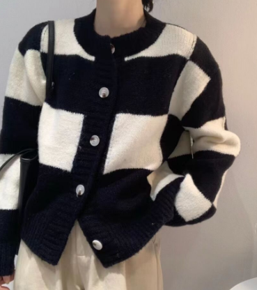 Women's Loose Check Pattern Sweater Coat