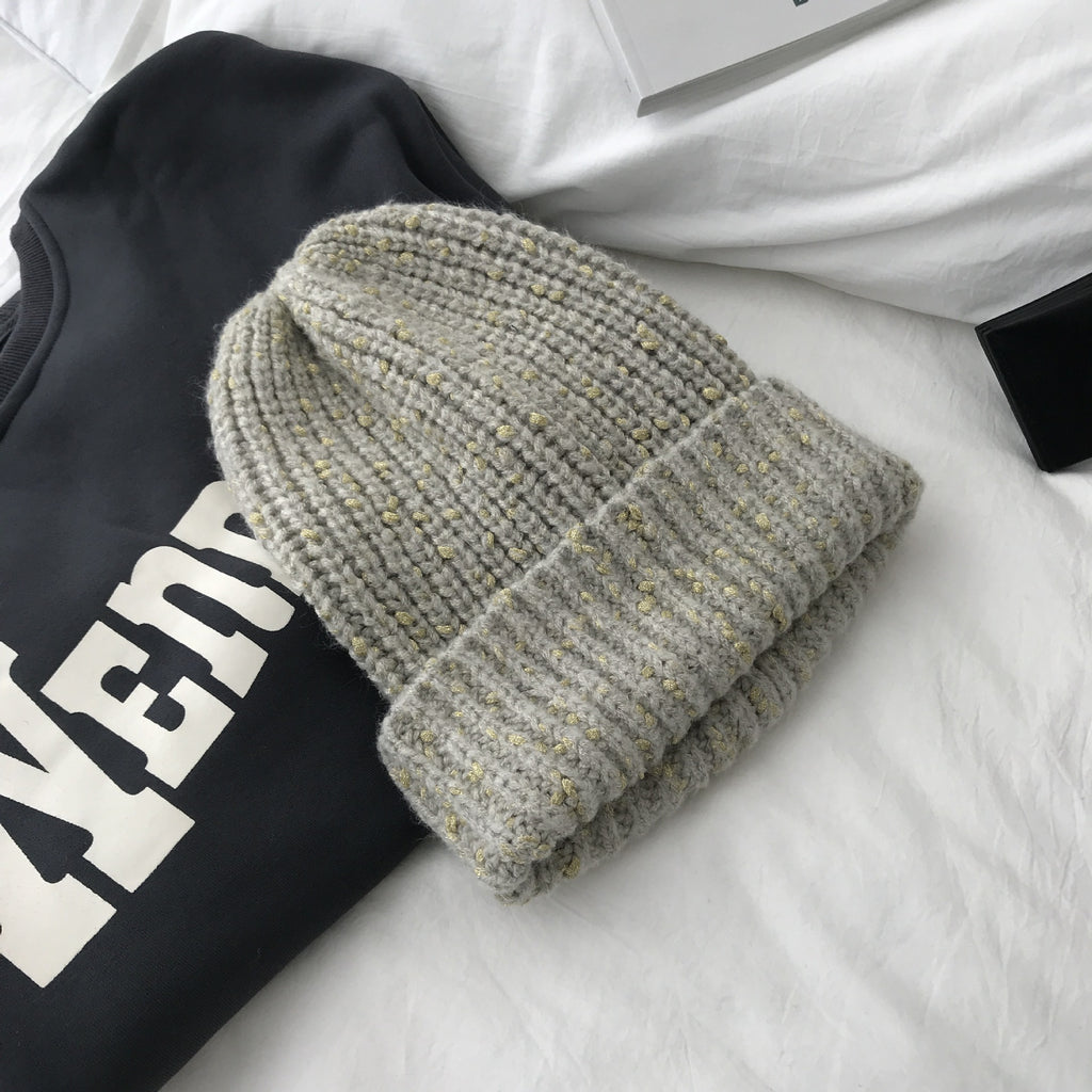 Women's Thick Knitted Hat for Autumn and Winter