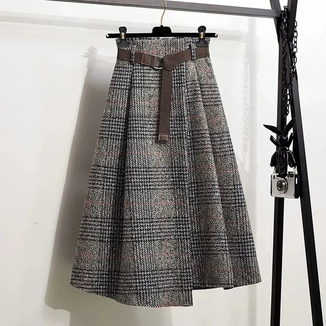 Thick Retro Plaid Long Skirt for Autumn and Winter