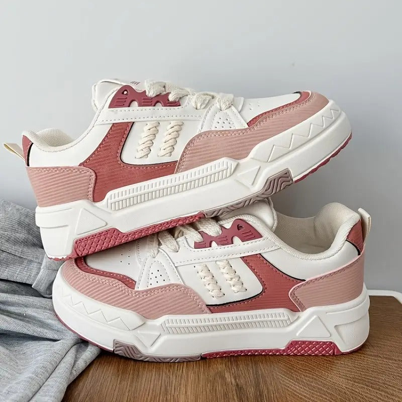 Fashionable Women's Sports Sneakers for All Seasons