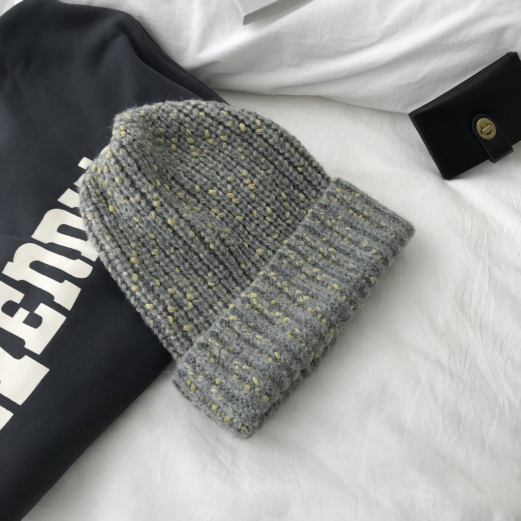 Women's Thick Knitted Hat for Autumn and Winter