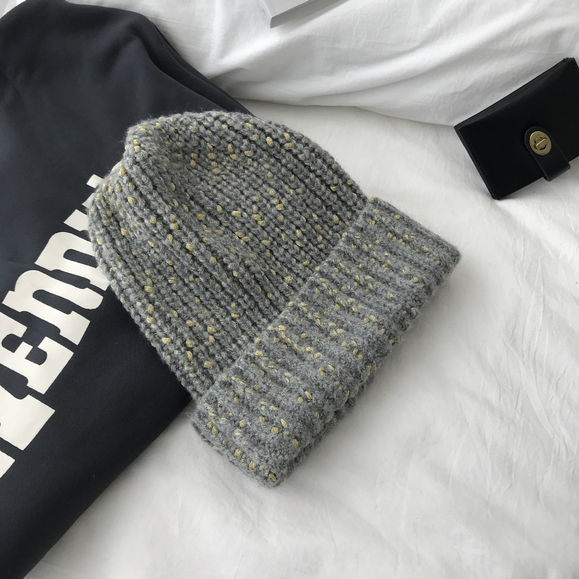 Women's Thick Knitted Hat for Autumn and Winter